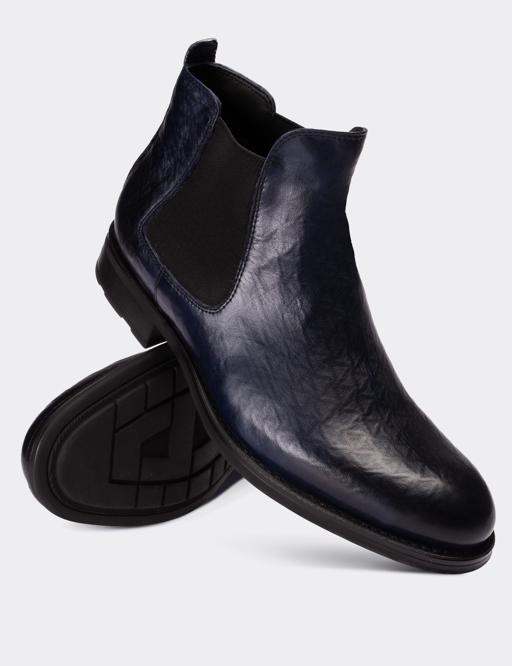 Navy  Leather Chelsea Boots - 01620MMVIC03